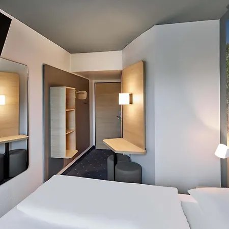 ibis budget Koeln Porz-2